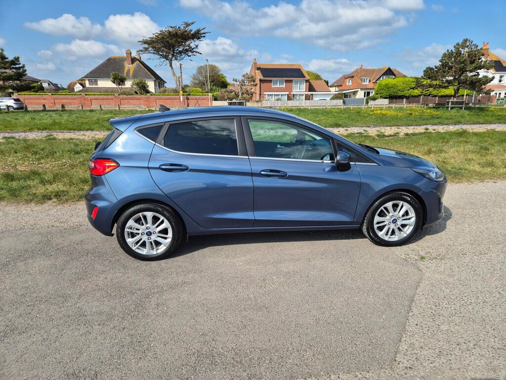 Ford Fiesta Titanium Automatic 5dr Petrol Blue