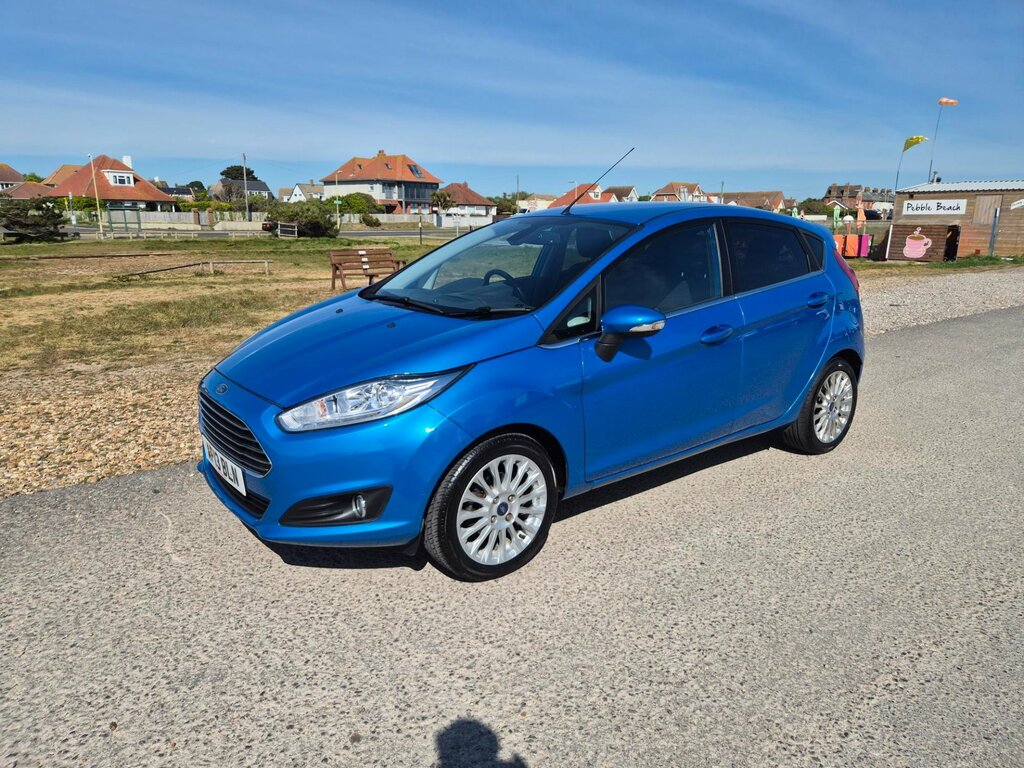 Ford Fiesta Titanium Automatic 5dr Petrol Blue