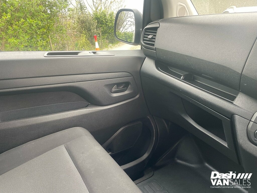 Vauxhall Vivaro Turbo D 2900 Prime DP23HWL White #6