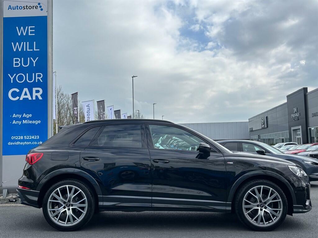 Audi Q3 1.5 Tfsi Cod 35 Vorsprung S Tronic Euro 6 Ss LX19TGF Black #4