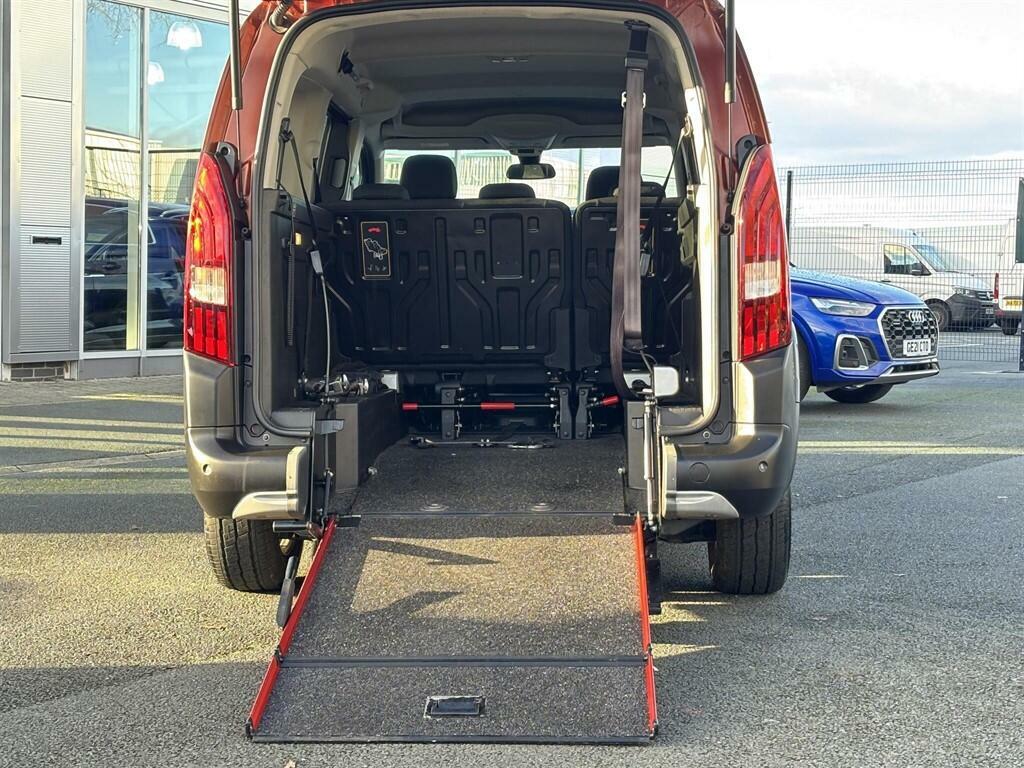 Peugeot Rifter 1.5 Bluehdi 100 Allure SB21KGE Brown #3