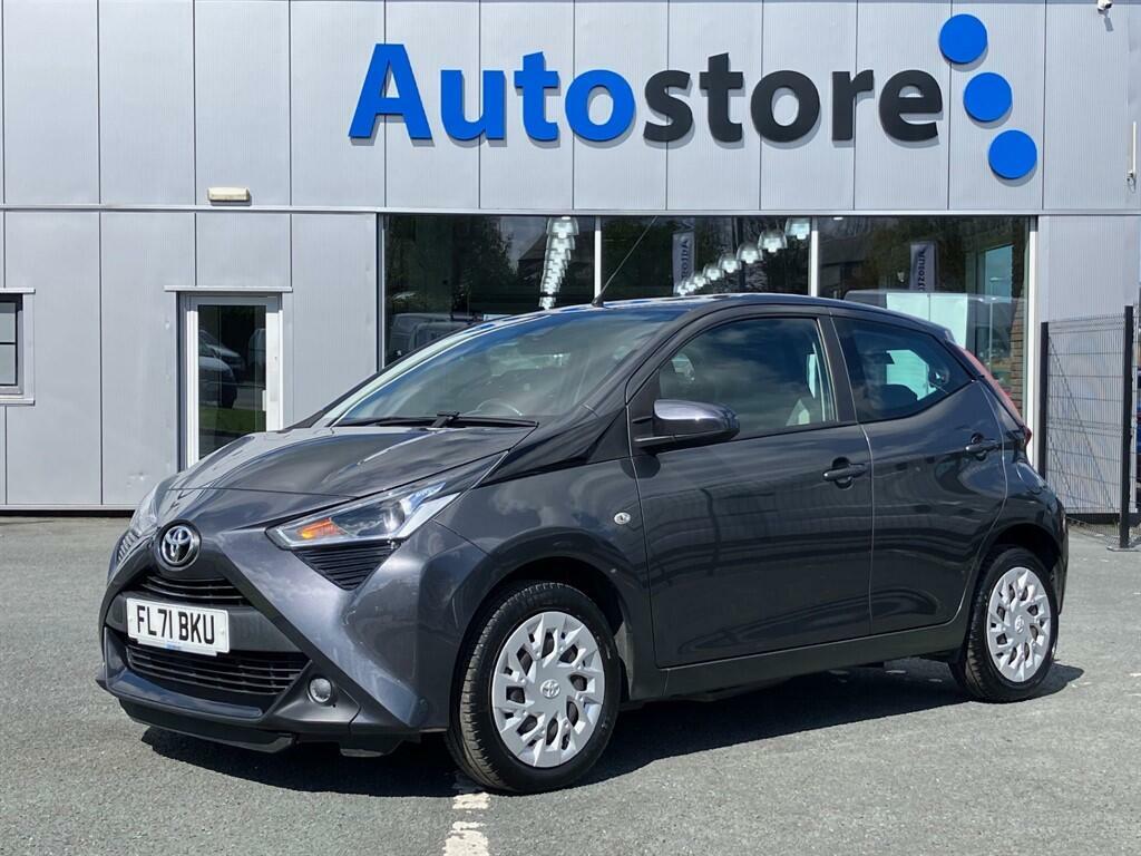 Toyota Aygo 1.0 Vvt-i X-play Euro 6 Ss Grey
