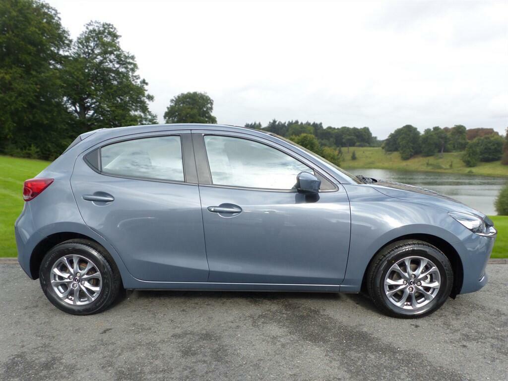 Mazda 2 Se-l YJ72WKG Grey #3