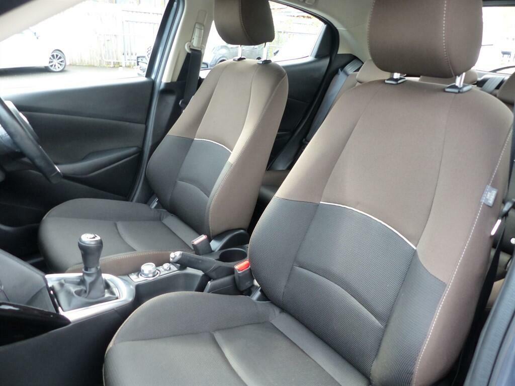 Mazda 2 Se-l YJ72WKG Grey #6