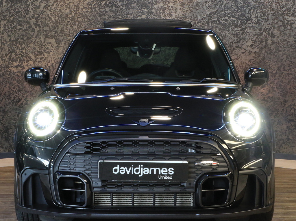 Mini Hatch Cooper S Sport YE23DVC Black #4