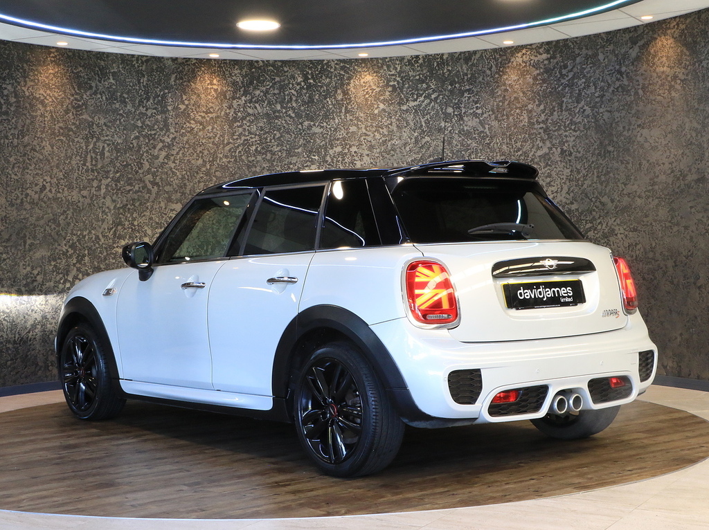 Mini Hatch Cooper S Sport YG69NPN White #6