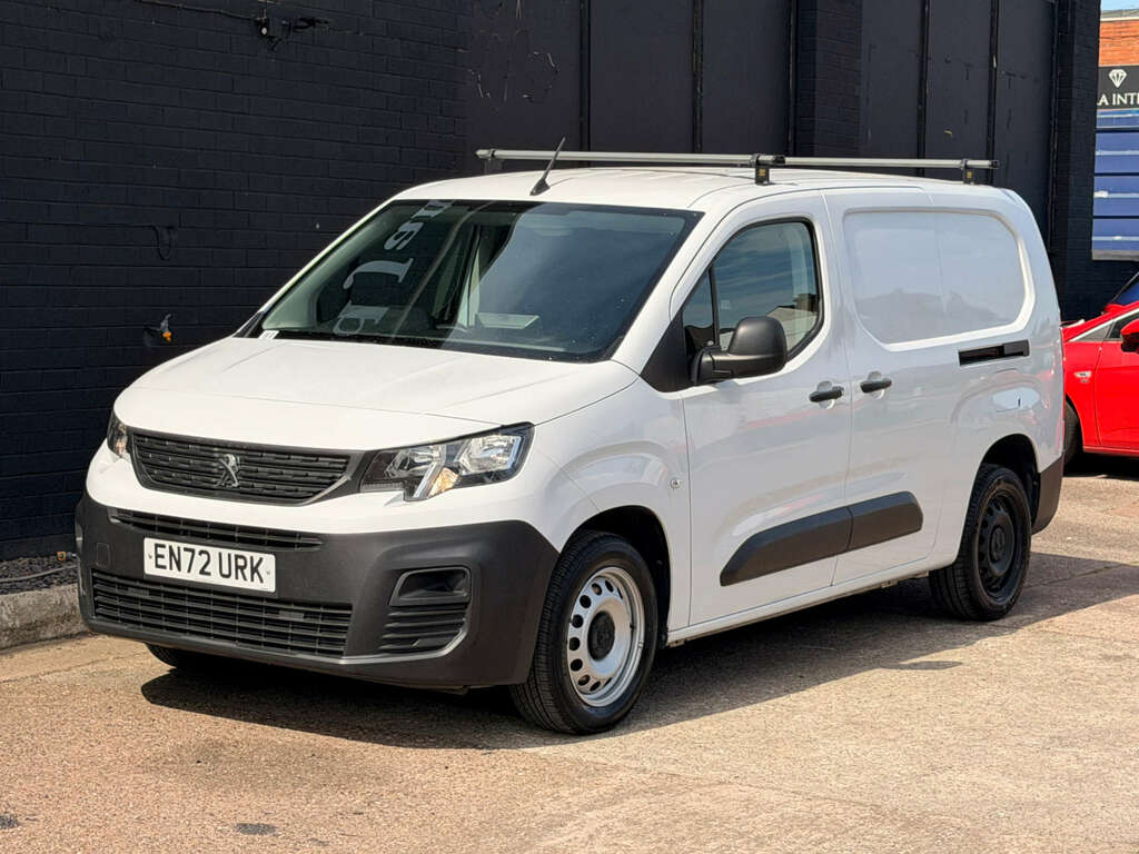 Peugeot Partner 1.5 Partner Professional Premium Bhdi EN72URK White #4