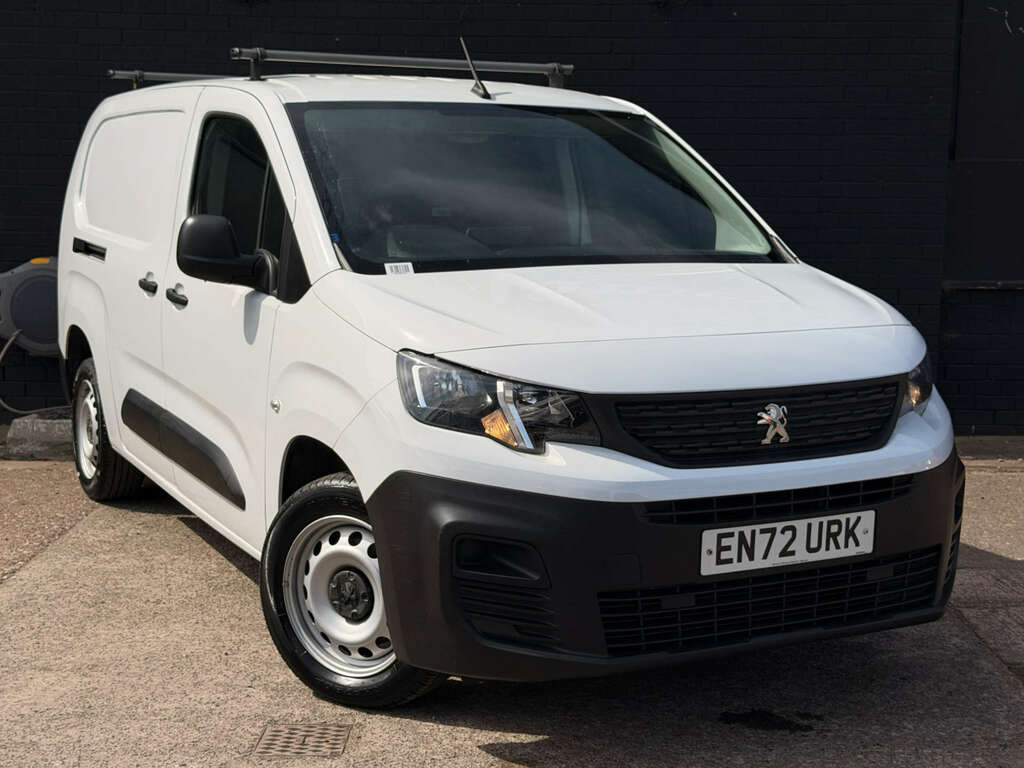 Peugeot Partner 1.5 Partner Professional Premium Bhdi EN72URK White #2