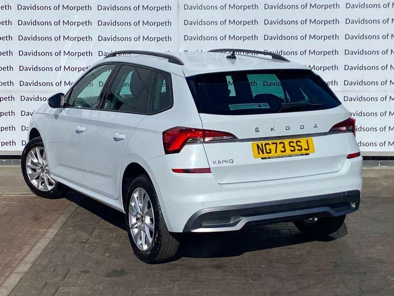 Skoda Kamiq 1.0 Tsi Se Drive Suv Dsg Euro 6 Ss NG73SSJ White #4