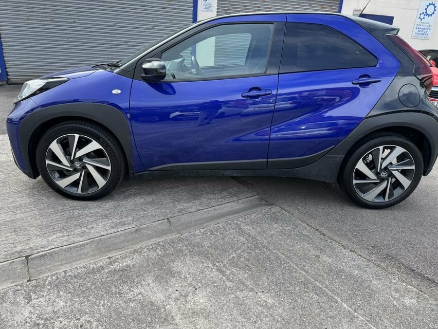 Toyota Aygo X 1L Edge DA24JXK Blue #3