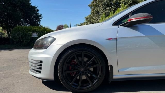 Volkswagen Golf 2L Gti Launch Silver #4