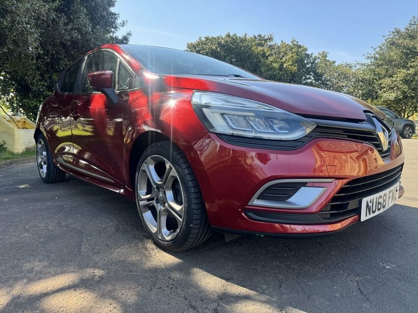 Renault Clio 1.5L Gt Line Red
