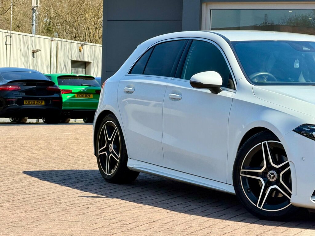 Mercedes-Benz A Class 1.3 A180 Amg Line Executive Euro 6 Ss White #4