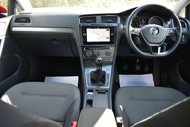 Volkswagen Golf 1.6 Tdi Match Hatchback SK19ANL Red #3