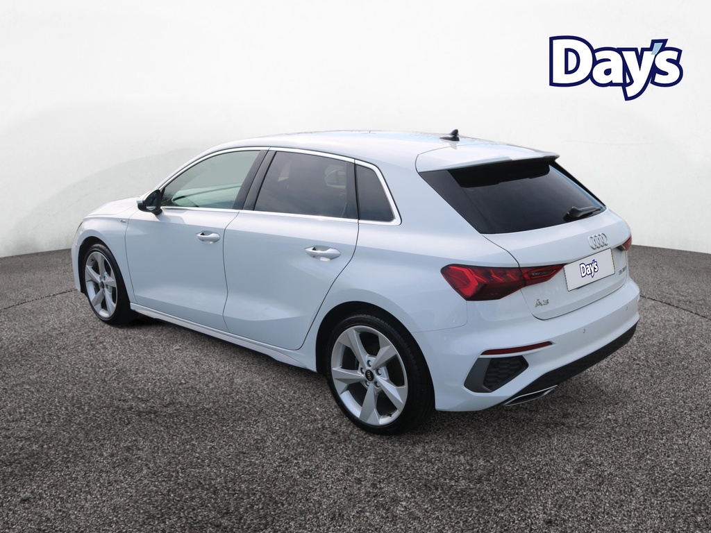 Audi A3 1.5 Tfsi 35 S Line Sportback Eur White #5