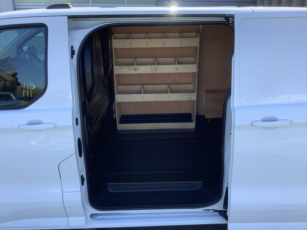 Ford Transit Custom 300 L1 Limited Panel Van 2.0L 150 Ps Ma CP24DFU White #5