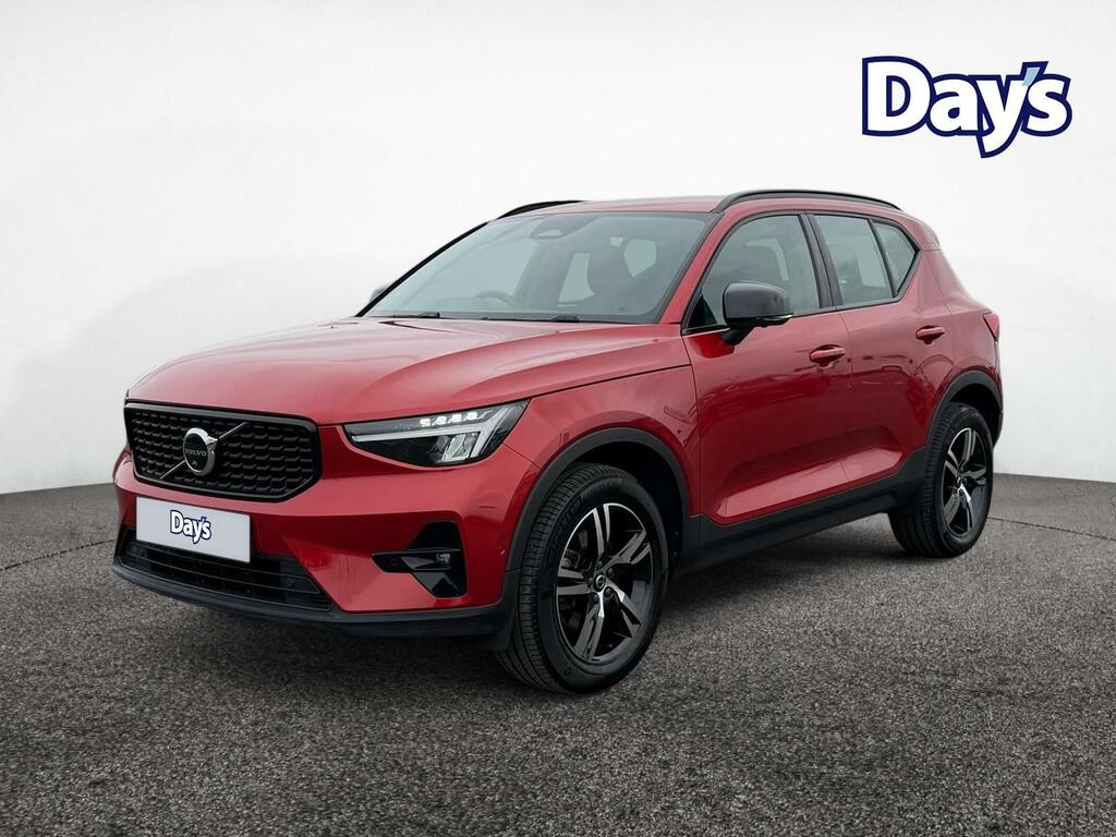 Volvo XC40 Plus Dark 2.0 B3 Mhev Hybrid Dct 163Ps  Red #4