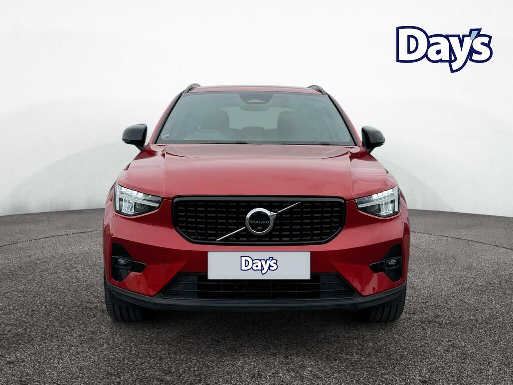 Volvo XC40 Plus Dark 2.0 B3 Mhev Hybrid Dct 163Ps  Red #3