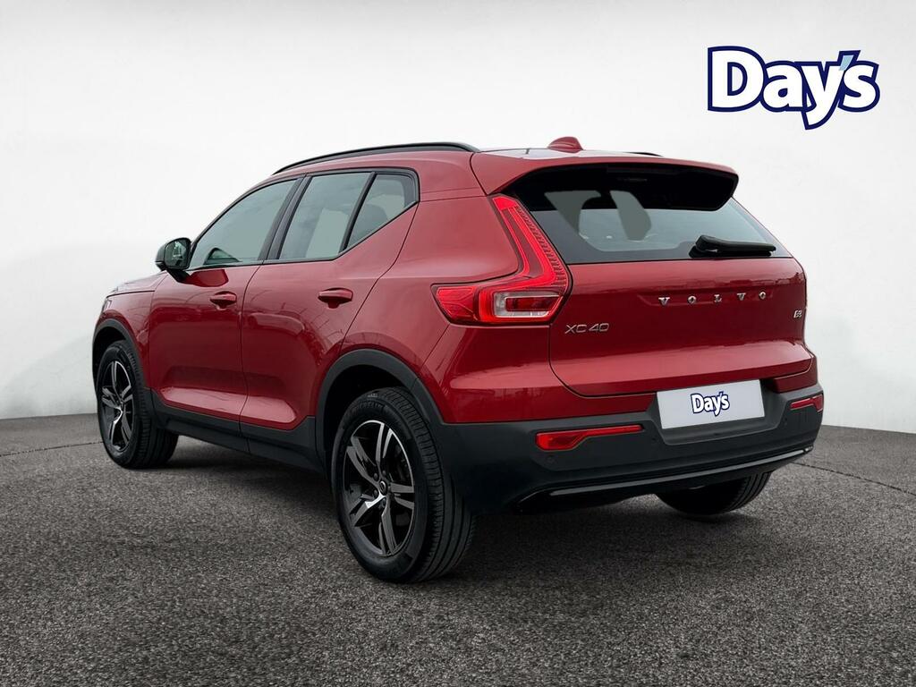 Volvo XC40 Plus Dark 2.0 B3 Mhev Hybrid Dct 163Ps  Red #6