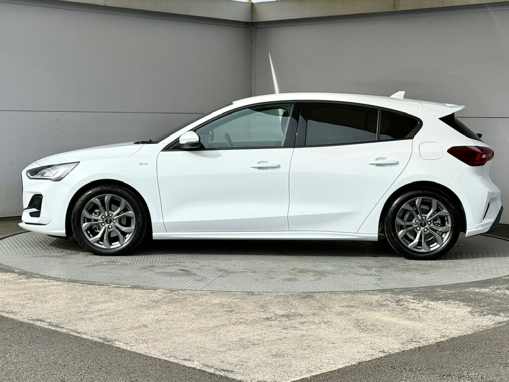 Ford Focus 1.0T Ecoboost St-line Hatchback Hybrid Dct CU74HZL White #5
