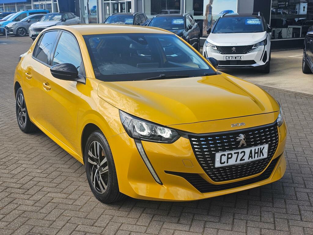 Peugeot 208 1.2 Puretech Allure Premium Hatchback Yellow