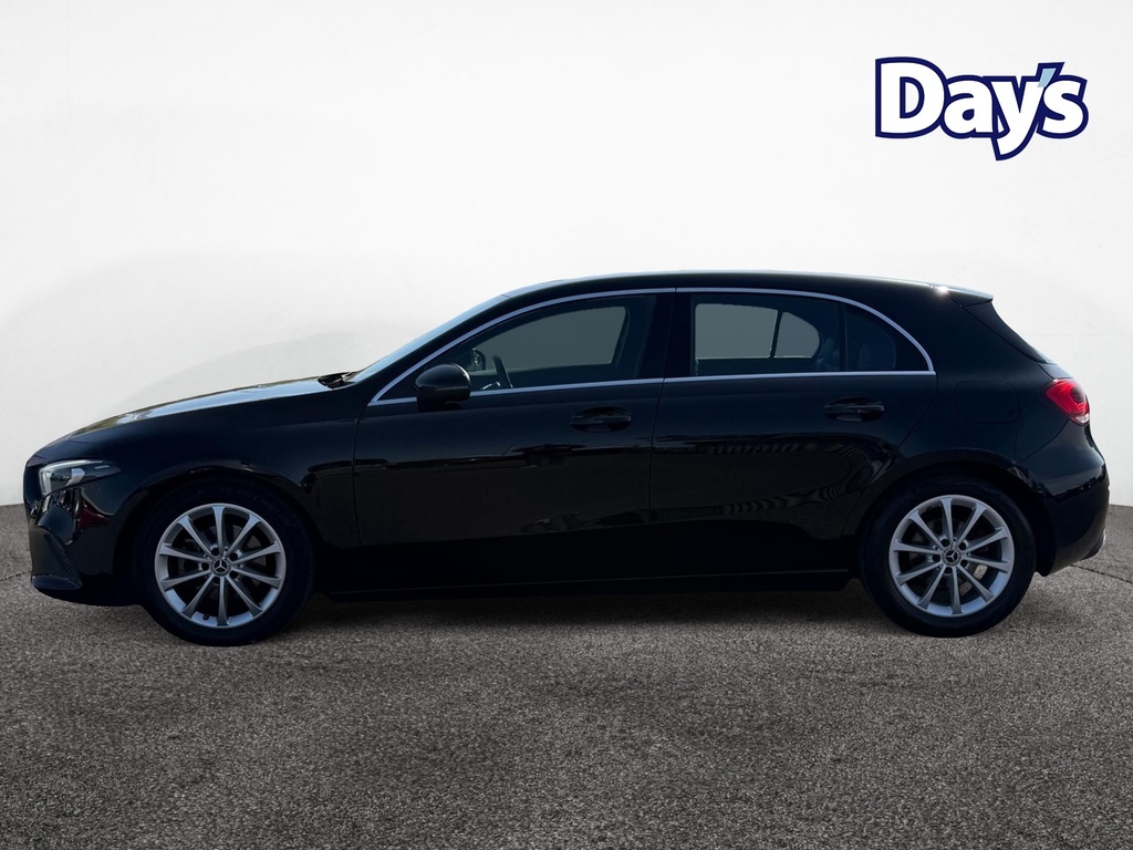 Mercedes-Benz A Class A180d 1.5 Sport 116Ps Black #5