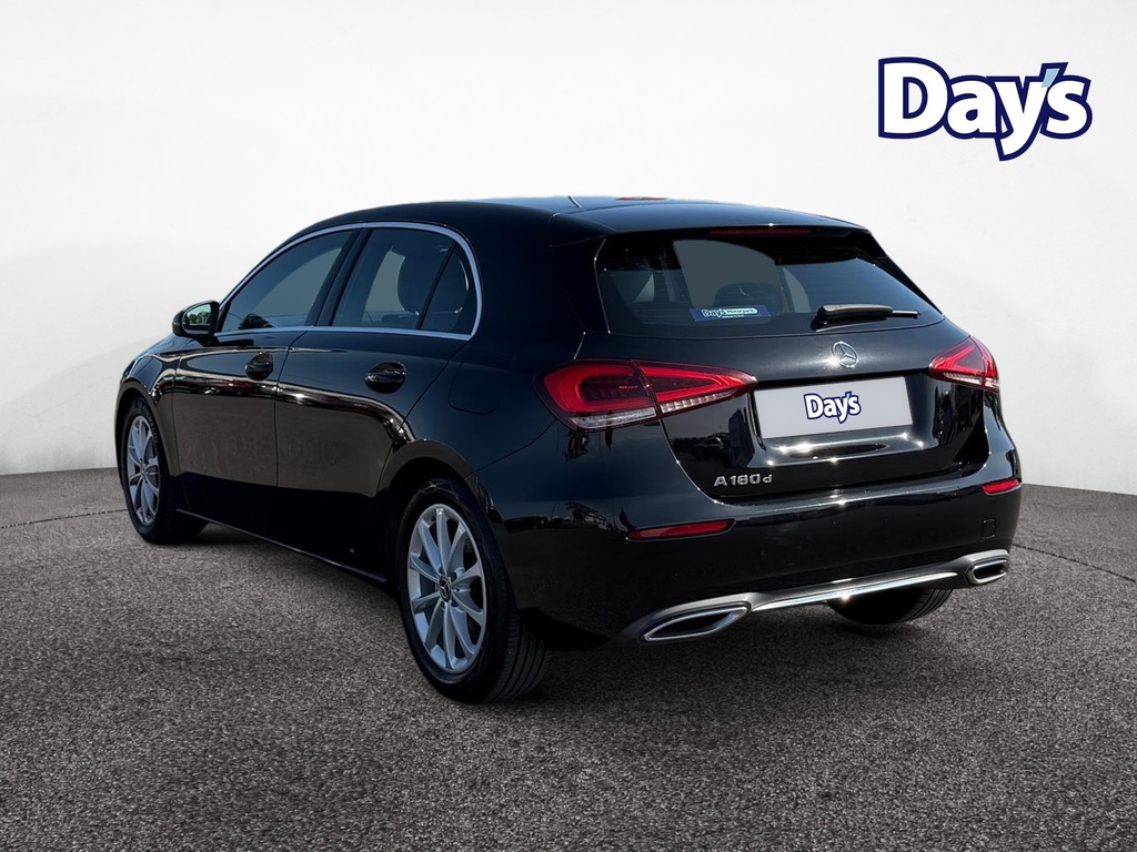 Mercedes-Benz A Class A180d 1.5 Sport 116Ps Black #6