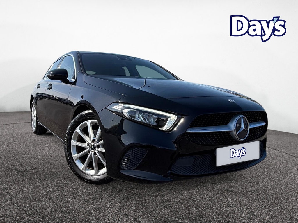 Mercedes-Benz A Class A180d 1.5 Sport 116Ps Black #2