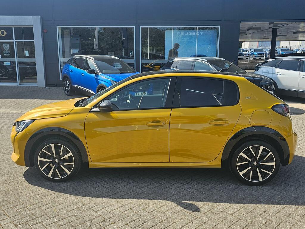 Peugeot 208 1.2 Puretech Gt Hatchback Euro 6 CV73FUF Yellow #4