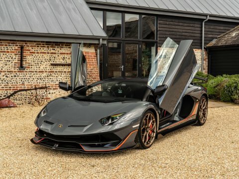 Lamborghini Aventador 6.5 V12 Lp 