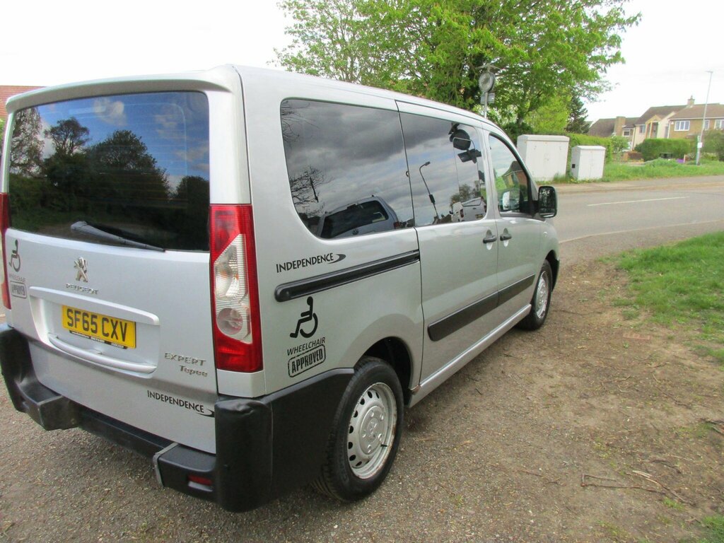 Peugeot Expert Tepee 2.0 Hdi Tepee Comfort L1 Silver #4