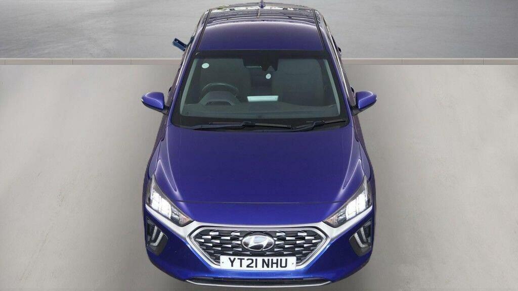 Hyundai Ioniq 1.6 H-gdi Premium Dct Euro 6 Ss YT21NHU Blue #2