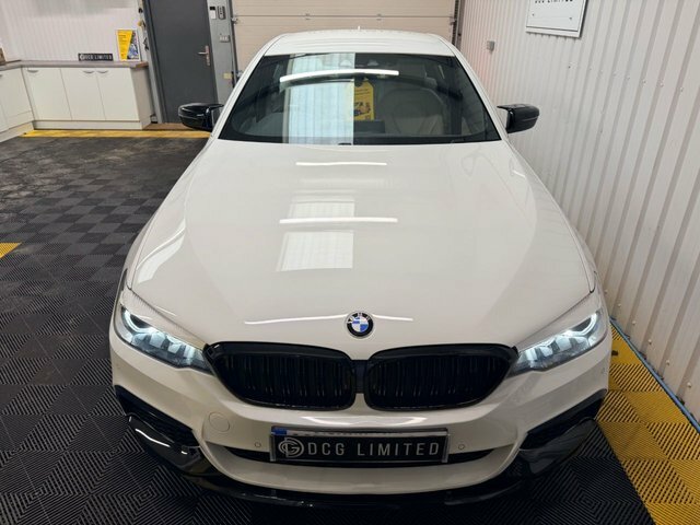 BMW 5 Series 520I Gpf M Sport YD68UAC Black #3