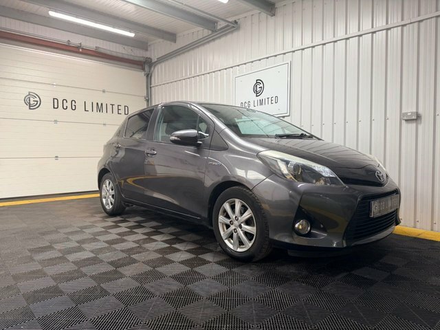 Toyota Yaris Vvt-h Icon Plus Hatchback Grey