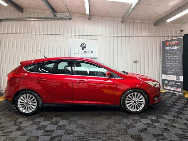 Ford Focus Ecoboost Titanium X Hatchback HY15YZC Red #4