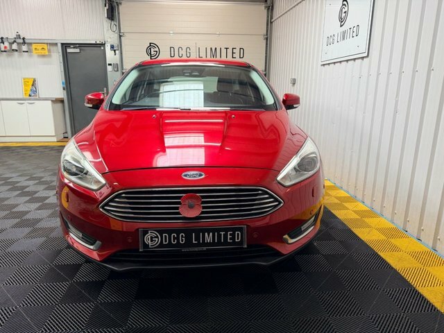 Ford Focus Ecoboost Titanium X Hatchback HY15YZC Red #2