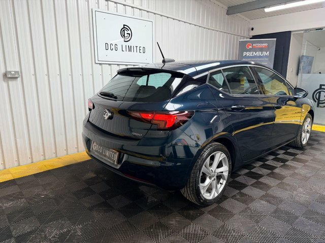 Vauxhall Astra Turbo Sri Hatchback HV66HYZ Green #6