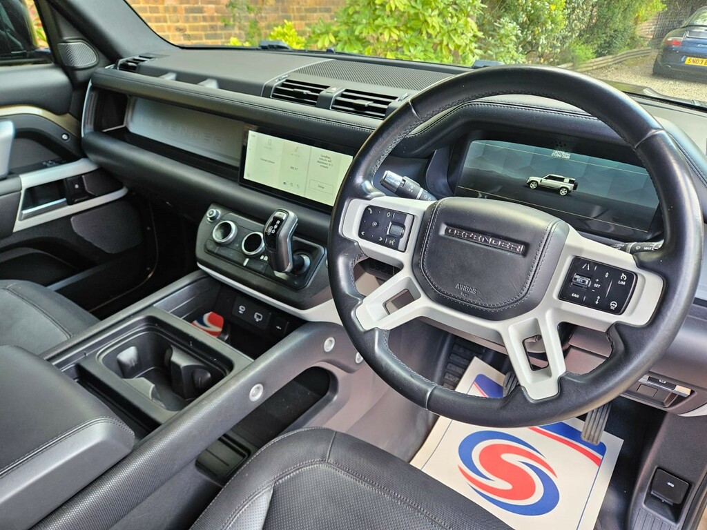 Land Rover Defender X-dynamic Hse YE71POV #6