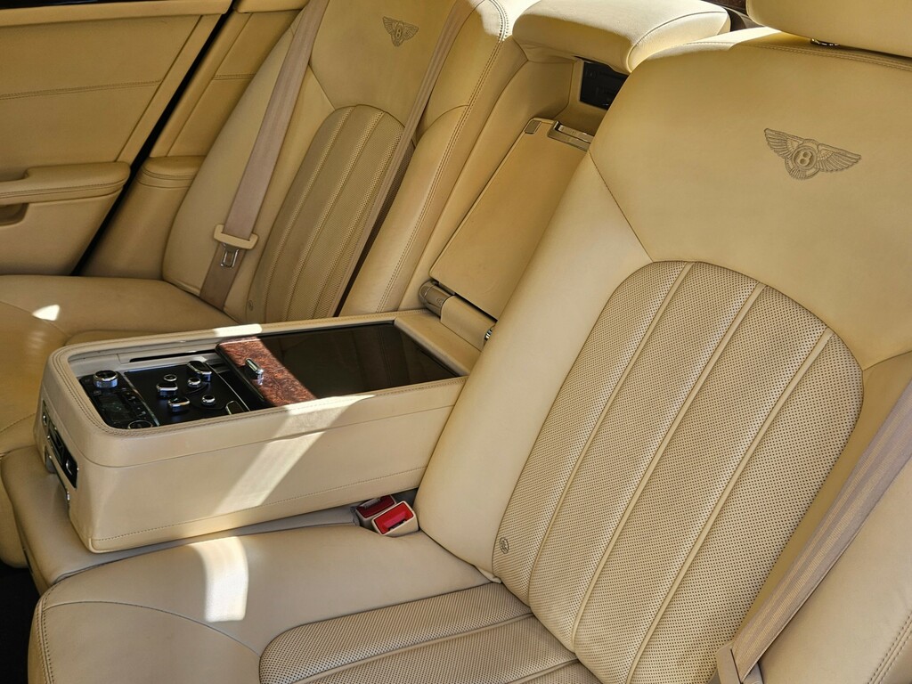 Bentley Mulsanne Saloon  #12