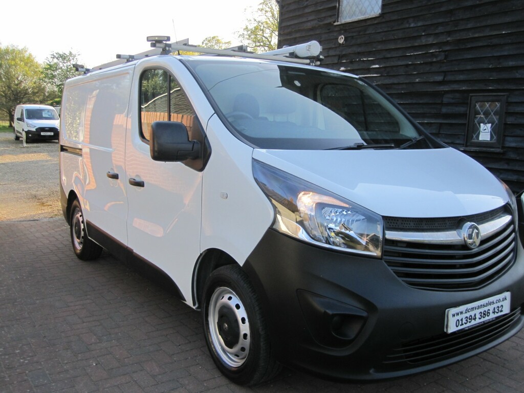 Vauxhall Vivaro 1.6 Cdti 2900 2018 FN68PFE White #3