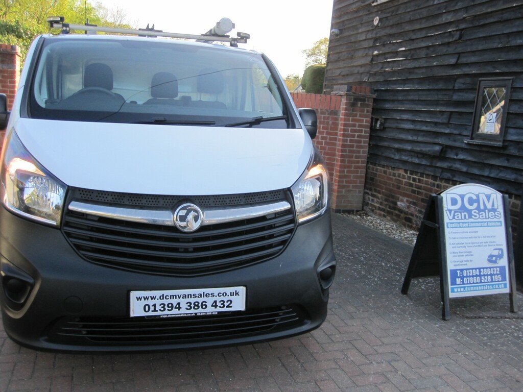 Vauxhall Vivaro 1.6 Cdti 2900 2018 FN68PFE White #2
