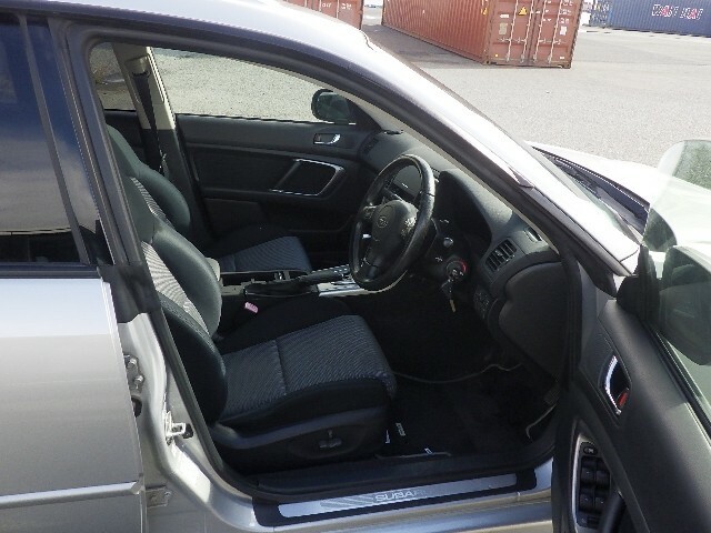 Subaru Legacy 2.0D Se Red #8