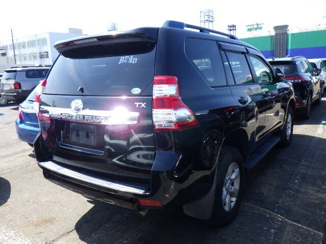 Toyota Land Cruiser 4X4 2.8 D4-d Tx Prado 201515 Black #5