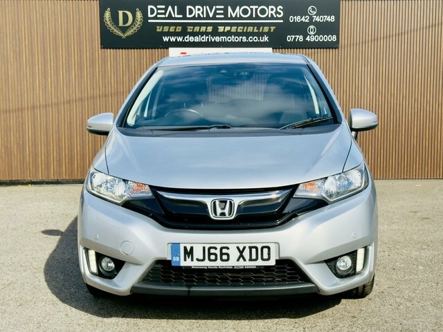 Honda Jazz 2017 1.3 I-vtec Ex Navi Hatchback Manua MJ66XDO Silver #3