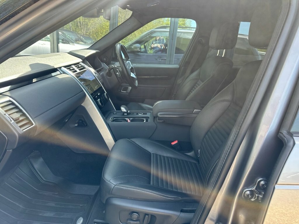 Land Rover Discovery 3L Se PG23LFF Grey #6