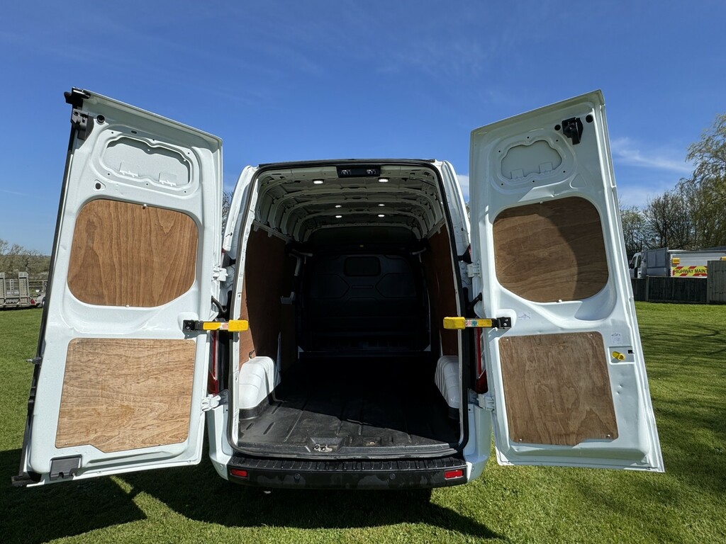 Ford Transit Custom 2.0 Transit Custom High Roof Trend Van 300 L2 2.0L CU22HUP White #3