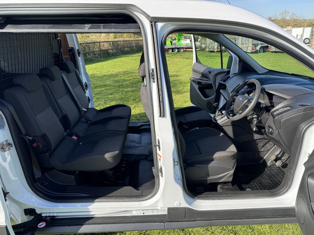Ford Transit Connect 1.5 Tdci 230 Crew Van SM18BSY White #5