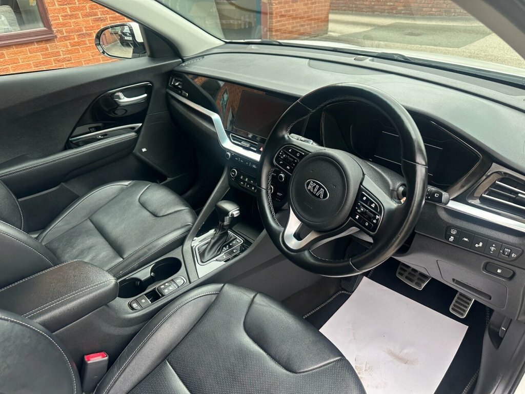 Kia Niro 1.6L 4 AV21GYK White #4