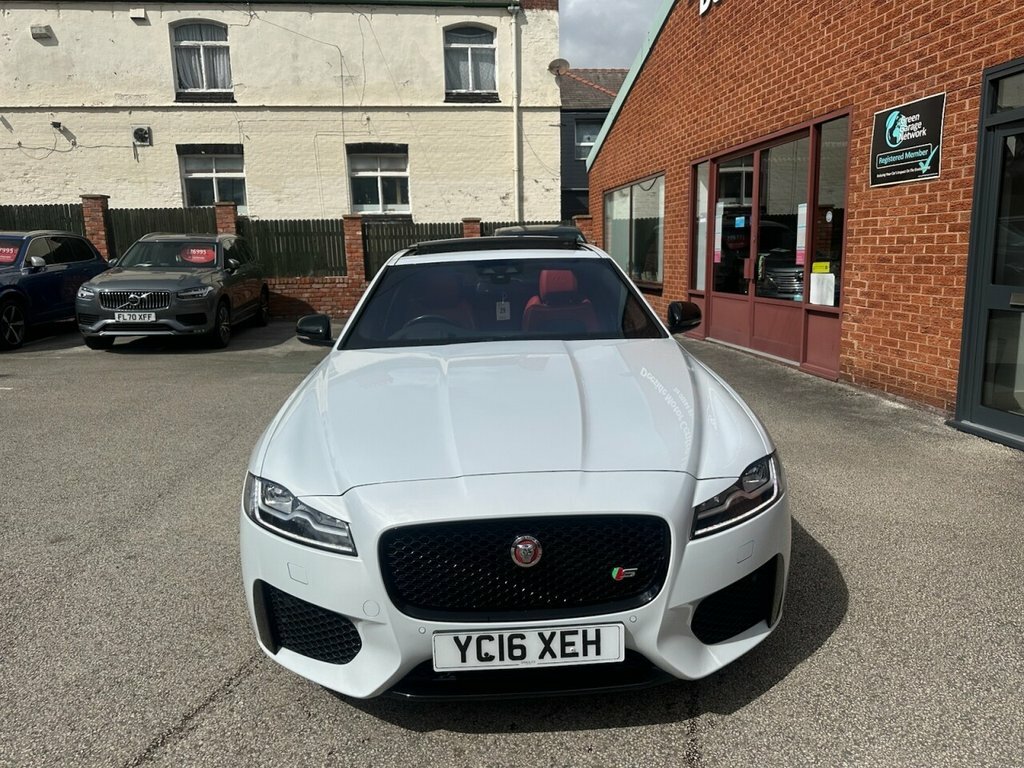 Jaguar XF 3L S White
