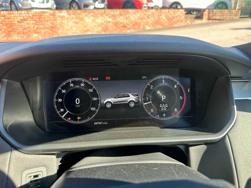 Land Rover Discovery 3L Landmark Edition SW69GHF Black #5